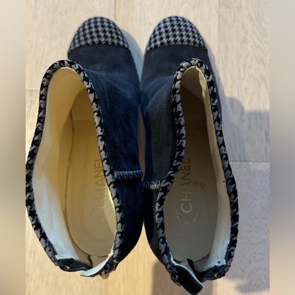 CHANEL Ankle Booties Sz Eur 40 - Picture 7 of 9